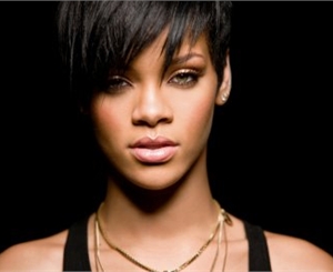 Певица Rihanna. Фото: rihanna1photos.ru