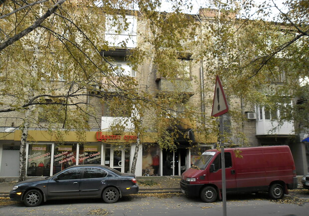 В Донецке сгорел магазин. Фото: Павел Колесник