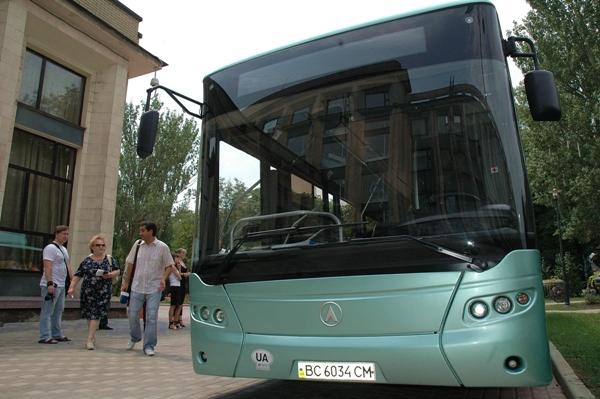 ЛАЗ отправил в Донецк "конфликтные" автобусы. Фото: lukyanchenko.donetsk.ua