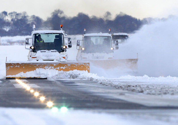 На дорогах гололед и снежный накат. Фото с сайта www.thetimes.co.uk 