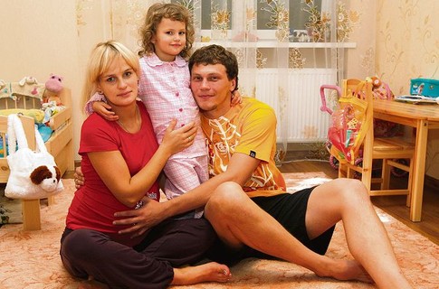 Семья Пятова. Фото:football-clubs.ru