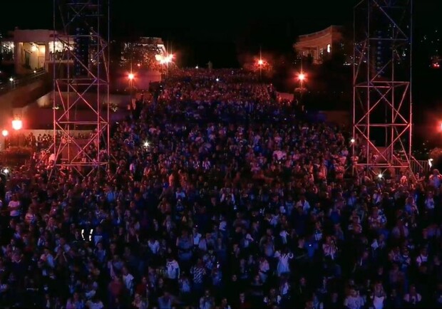 Допраздновались: на организаторов концерта ко Дню города Одессы завели уголовное дело. Скриншот с трансляции празднования Дня города