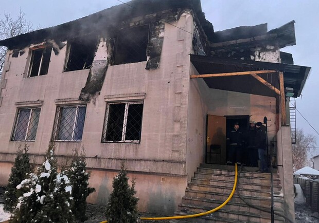 Названа предварительная причина пожара в пансионате "Золотой век". Фото: facebook.com/VenediktovaIryna