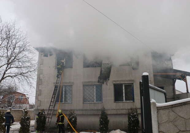 Соседи рассказали о пожаре в нелегальном доме престарелых в Харькове. Фото: kh.dsns.gov.ua