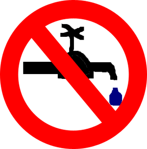 Запаситесь необходимым объемом воды на эти дни. Фото: http://donetsk.life.dn.u