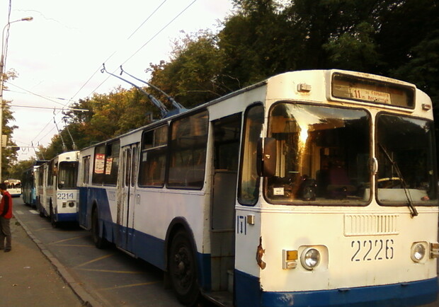 Движение троллейбусов стало. Фото: "В городе".