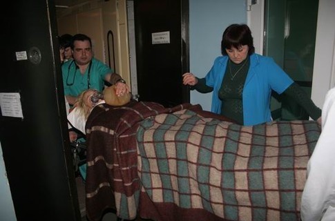 Оксану Макар спасают в донецком ожоговом центре. Фото: ostro.org