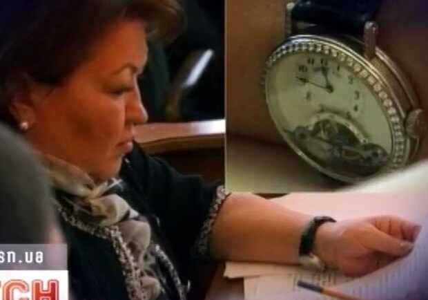 Бахтеева носит мужские часы Breguet стоимостью почти 100 тысяч долларов.Фото: Влад Содель