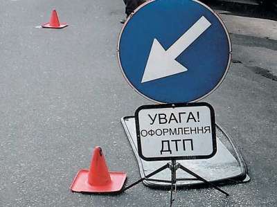На трассе Донецк-Макеевка случилось масштабной ДТП с маршруткой. Фото: drivenews.com.ua