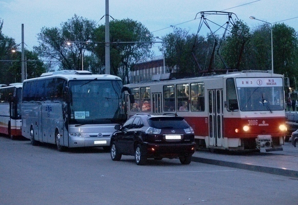 Стало известно, как будет работать общественный транспорт в день игры "Шахтер" - "Байер". Фото: ФК "Шахтер"