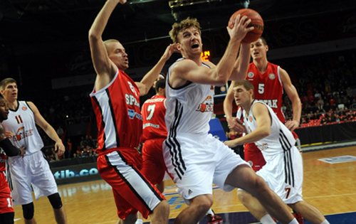  БК “Донецк” является чемпионом Суперлиги 2012 года. Фото с сайта basketball.sport.ua.