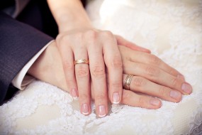 Донецк лидирует по количеству браков и разводов. Фото с сайта artfile.ru