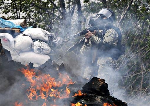 Славянск все еще во власти ополченцев. Фото Reuters 