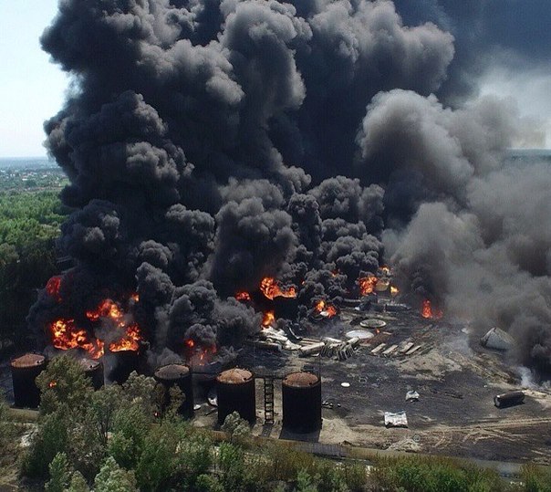 Новость - События - Хроника событий: под Киевом 9 дней горела нефтебаза
