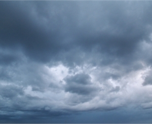 Сегодян небо над Украиной будет затянуто облаками.
Фото с сайта www.sxc.hu.