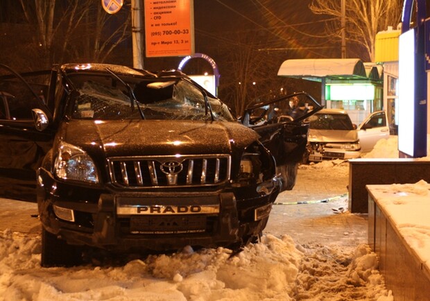 TOYOTA LANDCRUISER, в которой ехали девушки. Фото: Управление ГАИ в Донецкой области