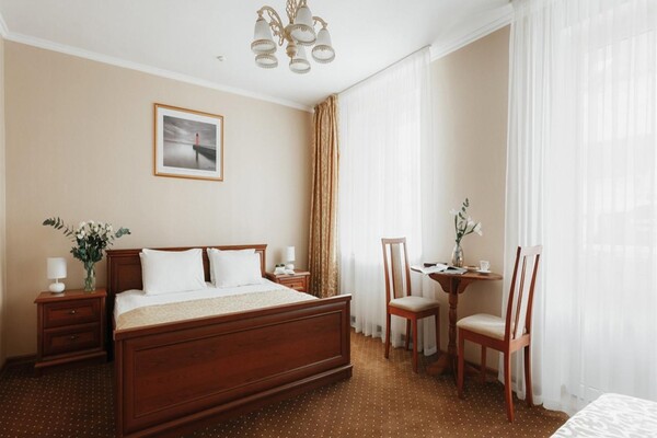 В Одессе гостиница начала принимать коронавирусных больных: что почем  фото 2