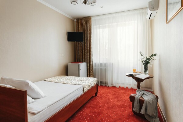 В Одессе гостиница начала принимать коронавирусных больных: что почем  фото 3